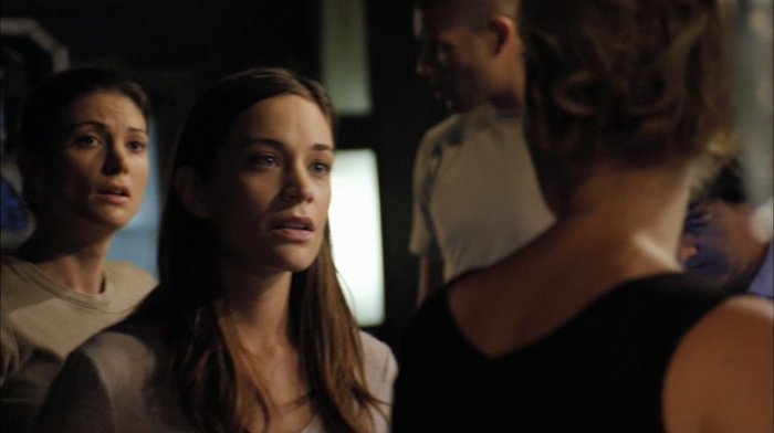 Datei:SGU 2x14 Perry TJ.jpg