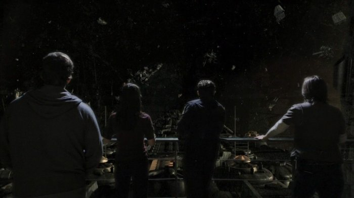 Datei:Wrackteile SGU S02xE10.png