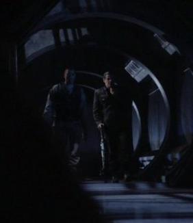 Datei:SGU-1x04 Young Funkspruch.jpg