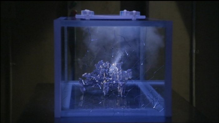 Datei:SG1 5x19 Spray.jpg