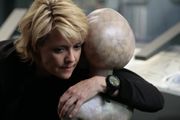 Samantha Carter verabschiedet sich von Thor.