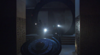 SG-1 kommt durchs Stargate.