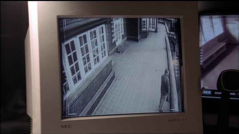 Datei:NID Haus Bildschirm außen sg1 5x14.jpg