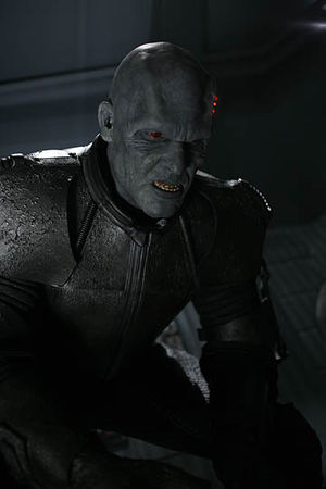 Volk (SGA 5x04) nah.jpg