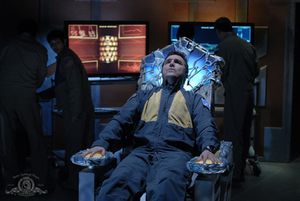 SGA 3x02 Beckett Kontrollstuhl.jpg