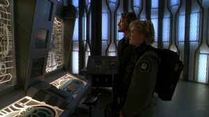 SG1 7x05 Kontrollraum 1.jpg