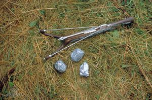 SG1-2x13-BTS Waffe.jpg