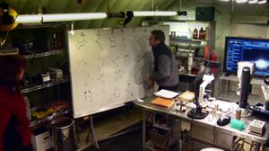 Atlantis Adresse Anfang.jpg