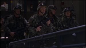 SG1 1x17 SG-3 bereit.JPG