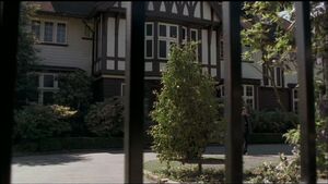 NID Haus (SG1 5x14).jpg