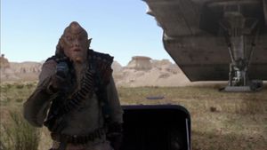 Jup mit Energiepistole.jpg