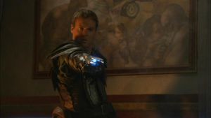 SG1 10x01 Daniel Handwaffe 1.JPG