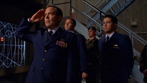 SG1 1x16 Maybourne.png