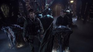 SGA 3x02 Sheppard Wraithschiff.jpg