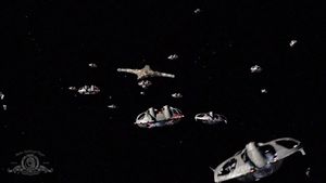 Die Besatzung der Destiny will eine Energiesignatur untersuchen