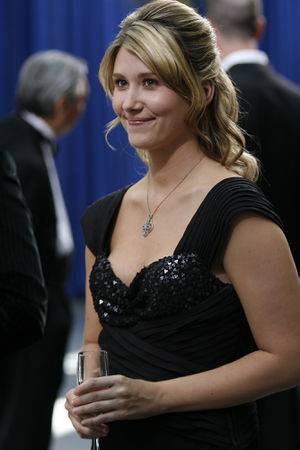 Jennifer im Kleid.jpg