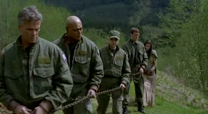 Goa'uld (SG1 3x08) Gefangene.png