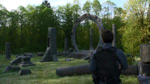 SGA 1x05 Planet.jpg