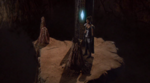 Adria allein in der Höhle.png