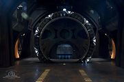 Sicht auf die Vorderseite des Stargate