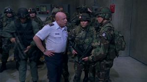 SG1 3x01 Einweisung.JPG