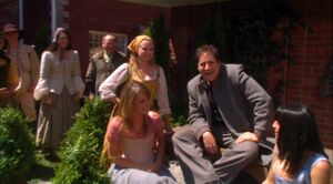 Lucius Luvin mit Frauen.jpg