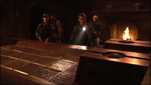 Antikerkonsole-camelot 9x20.jpg