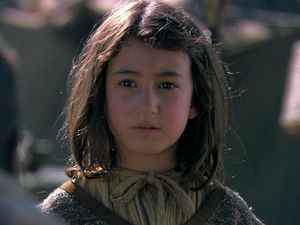 Jaffa-Mädchen (SG1 10x17).jpg