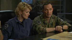 SG1 10x12 Carter und Reynolds.JPG