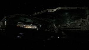 BC-304 Hangar außen.JPG